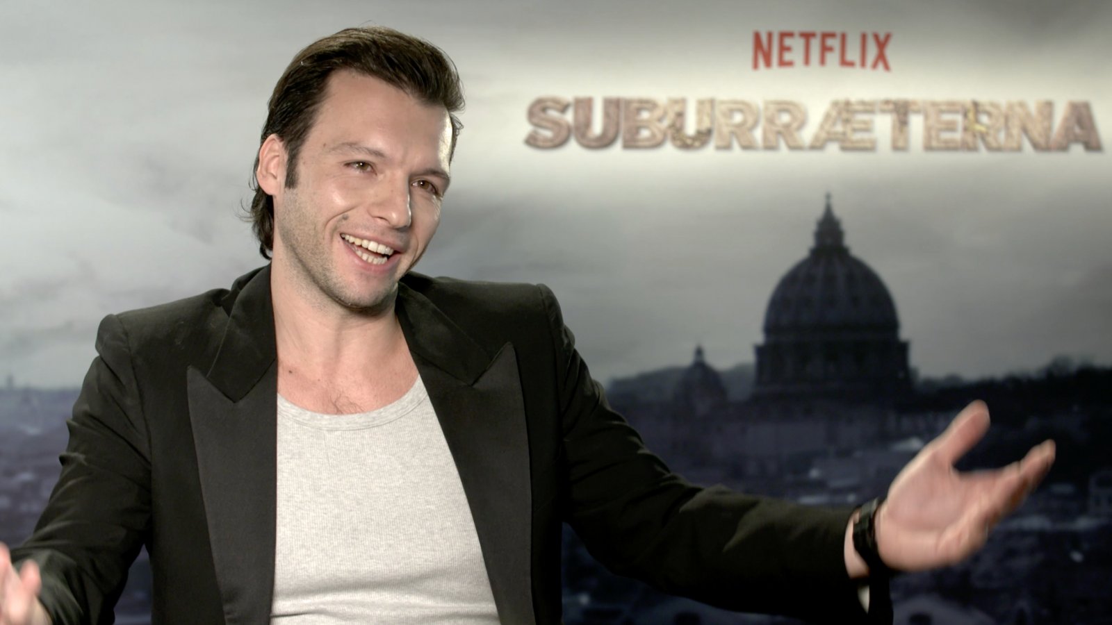 Suburra Eterna: Marlon Joubert, da Sorrentino alla serie Netflix, non si disunisce