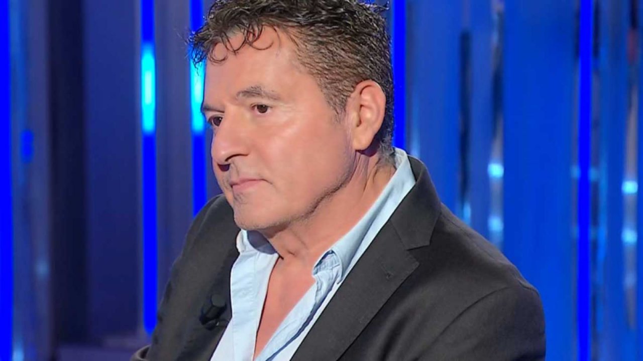 Teo Mammucari stanco di Ballando con le Stelle: 'Aria pesante, ma ho un contratto e devo restare'