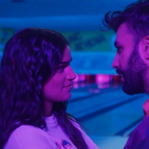 Il paese dei jeans in agosto: una scena del film