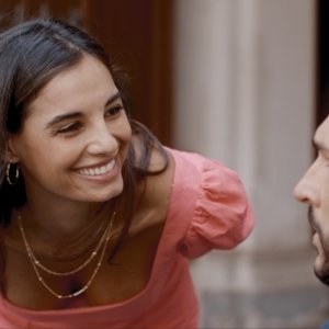 In fila per due: Francesca Chillemi in una scena del film