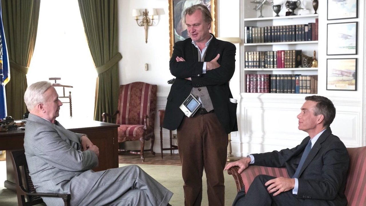 Oppenheimer: lo studio ovale usato da Nolan è quello di una celebre serie comica