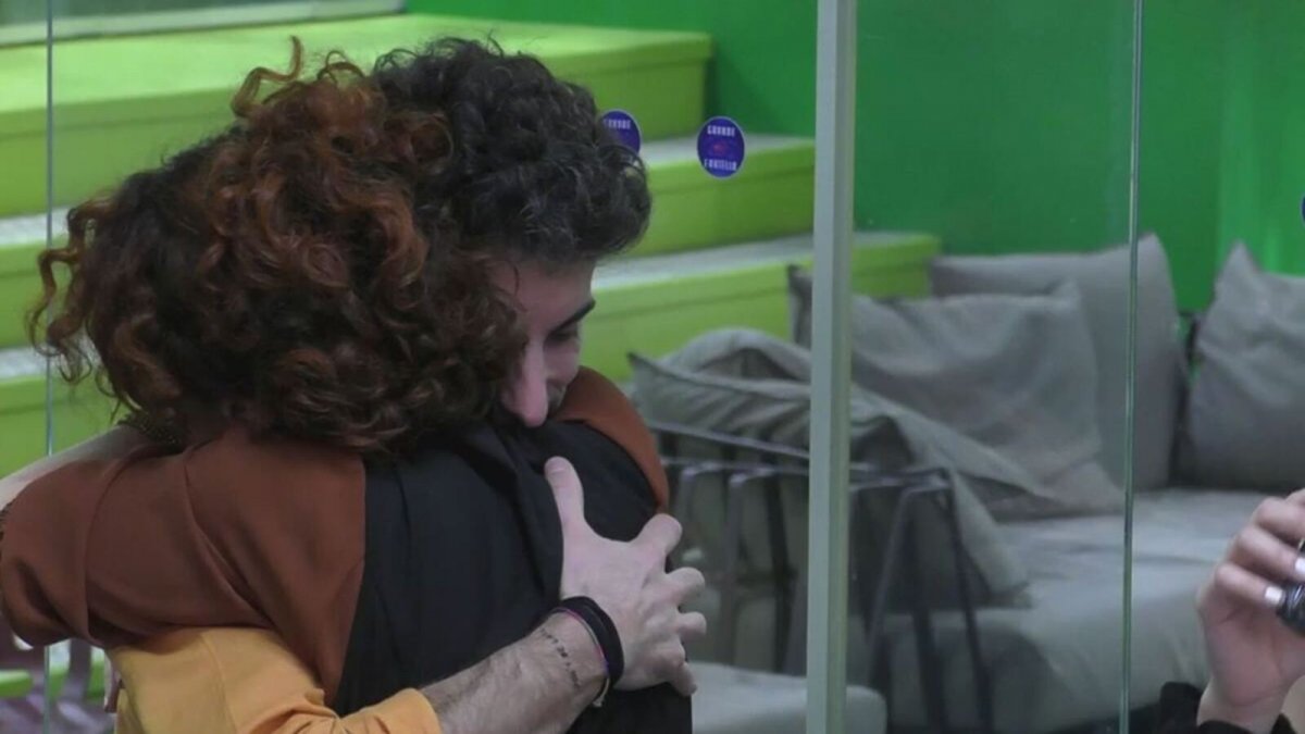 Grande Fratello, Giuseppe e Beatrice di nuovo vicini "Il bene che