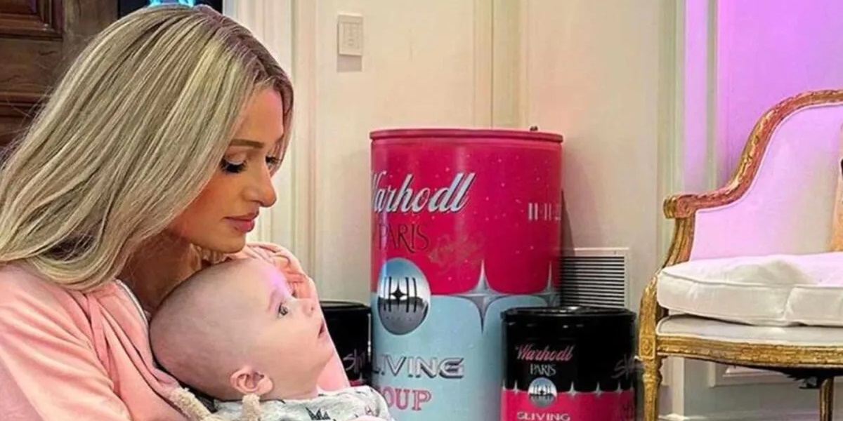 Paris Hilton è diventata mamma per la seconda volta: la star ha annunciato l'arrivo della figlia