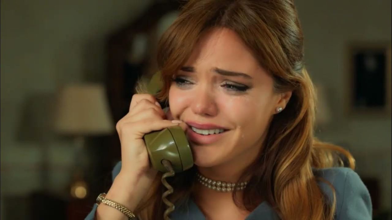 Terra Amara anticipazioni 25 novembre, Zuleyha e Demir: un ricatto può distruggere il matrimonio