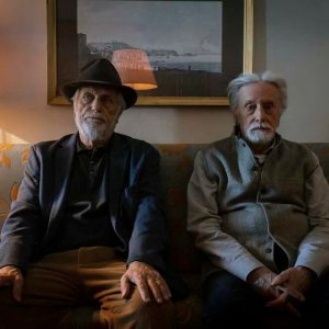 Il punto di rugiada: Massimo De Francovich, Luigi Diberti in una scena del film