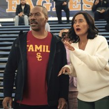 Buon Natale da Candy Cane Lane: Eddie Murphy e Tracee Ellis Ross in una scena del film