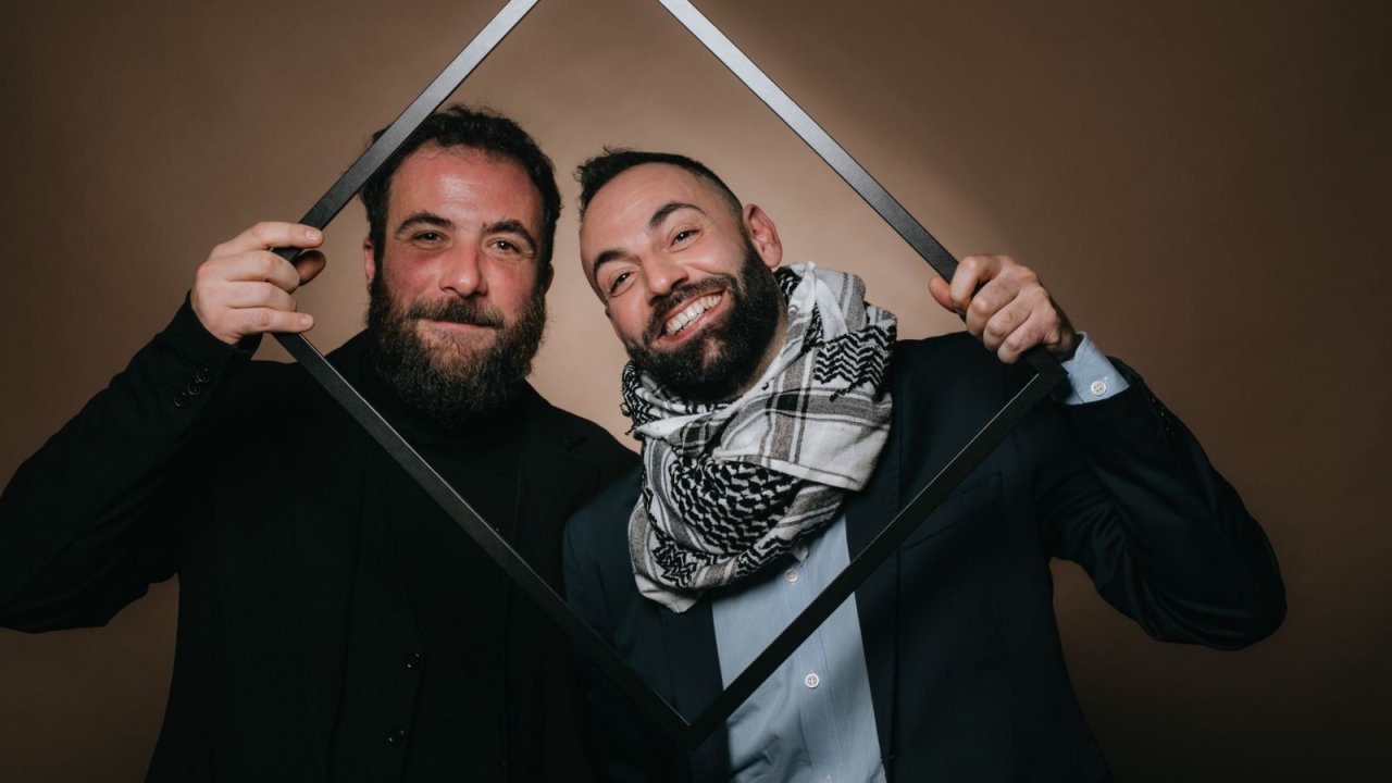 Kissing Gorbaciov, per i registi “la cultura serve a creare ponti e distruggere muri; ora accade il contrario'