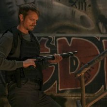Silent Night - Il silenzio della vendetta: Joel Kinnaman in una foto del film