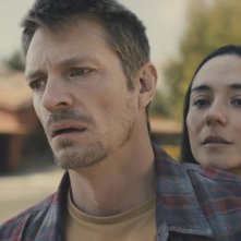 Silent Night - Il silenzio della vendetta: Joel Kinnaman in una scena del film