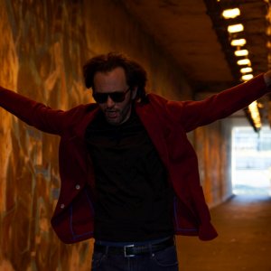 Il paese del melodramma: Luca Magri in una scena del film