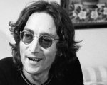 John Lennon: Murder Without A Trial, il trailer della nuova docuserie narrata da Kiefer Sutherland