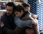 Un anno difficile, la recensione: l'ironia di cadere, la difficoltà di rialzarsi