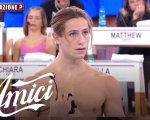 Amici 23 anticipazioni 3 dicembre, sfida di Nicholas e sfide immediate: eliminati e maglie sospese