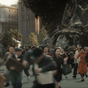 Godzilla Minus One: una scena di panico