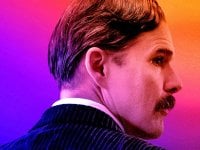 Tesla, la recensione: su Prime Video il biopic con Ethan Hawke