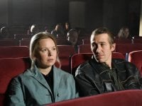 Foglie al vento, recensione del film di Aki Kaurismäki: la poesia del quotidiano