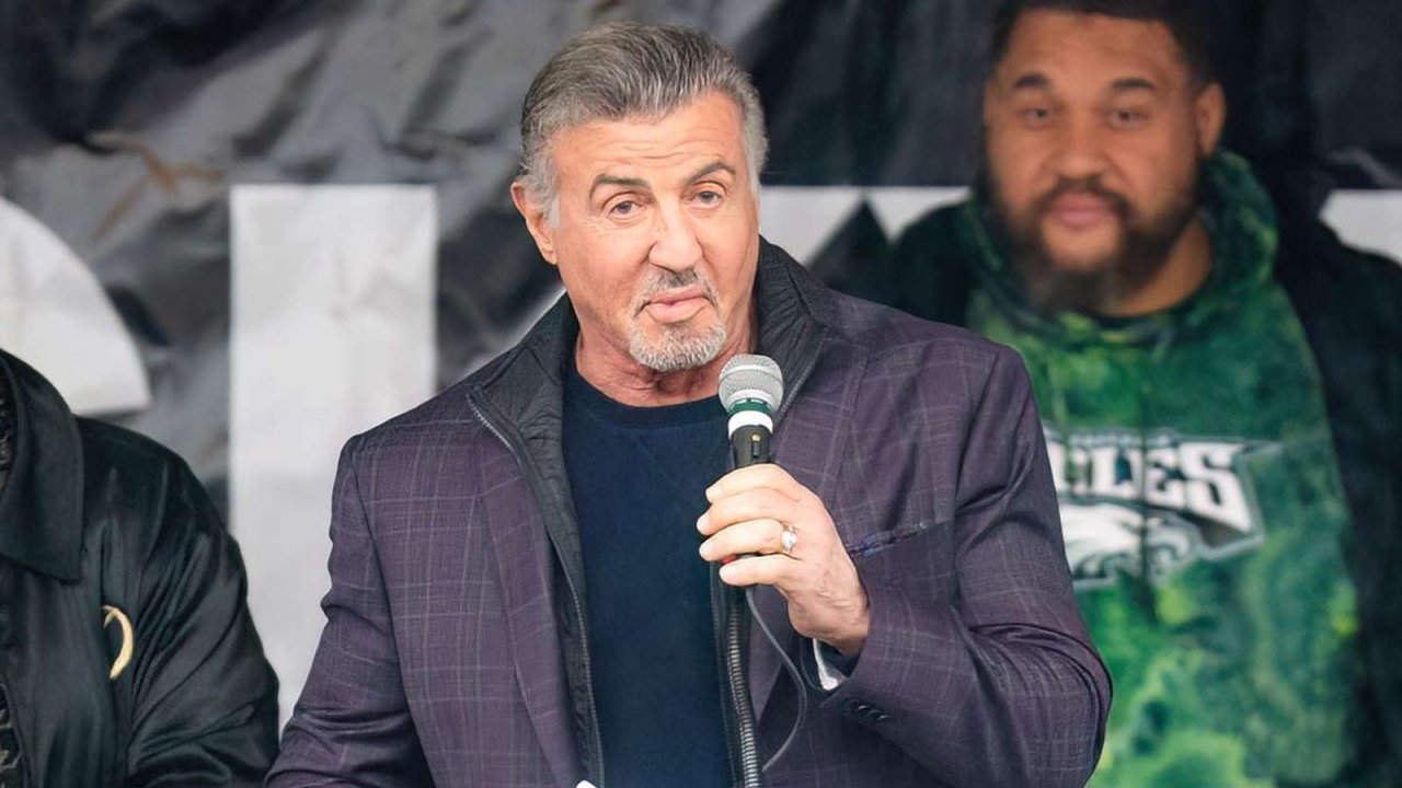 Rocky, Sylvester Stallone torna a Philadelphia per il primo Rocky Day: 'Continuate a combattere'