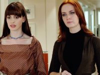 Il Diavolo Veste Prada, Anne Hathaway ed Emily Blunt svelano il loro primo incontro e le battute preferite