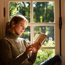 Un colpo di fortuna: Lou de Laâge in una foto