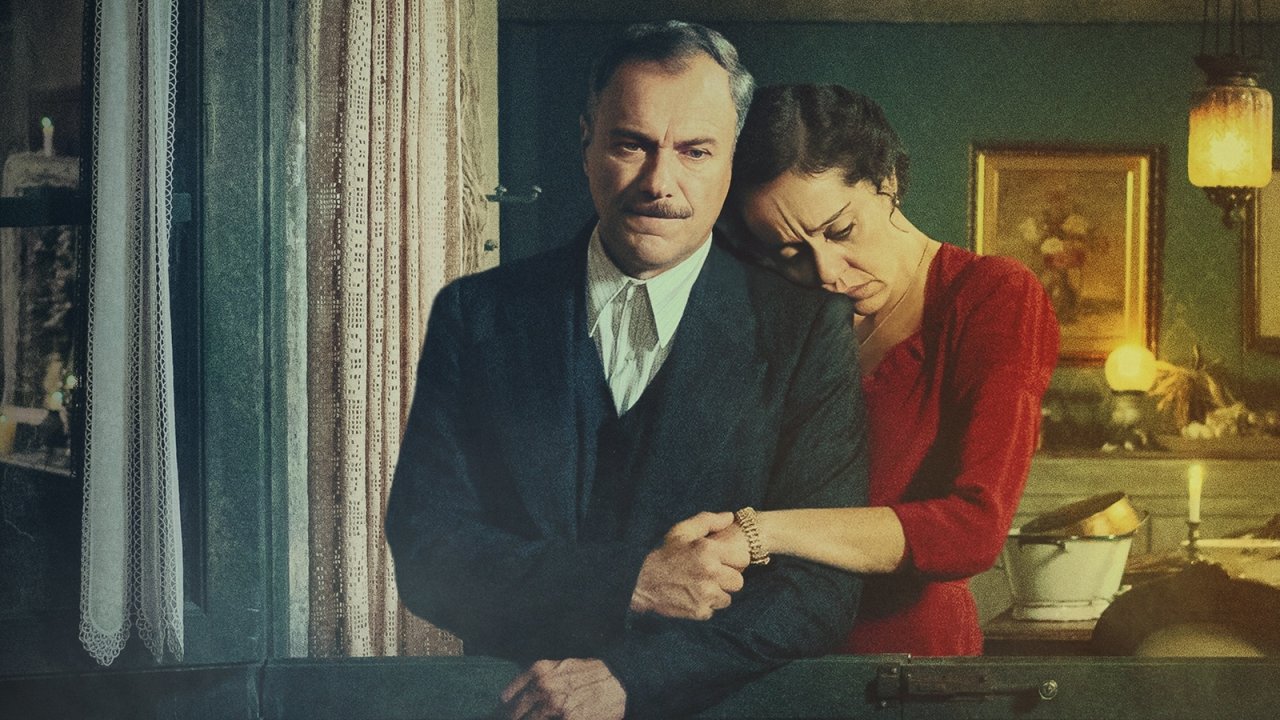 Napoli Milionaria!, la recensione: la potenza di De Filippo e un adattamento tv che funziona