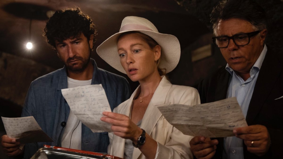 Succede anche nelle migliori famiglie, la recensione del film di Alessandro Siani Movieplayer.it Succede anche nelle migliori famiglie, la recensione del film di Alessandro Siani Movieplayer.it