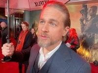 Rebel Moon - Parte 1: figlia del fuoco: Charlie Hunnam è stanco della superficialità