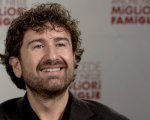 Alessandro Siani e Succede anche nelle migliori famiglie, tra l'improvvisazione e la risata