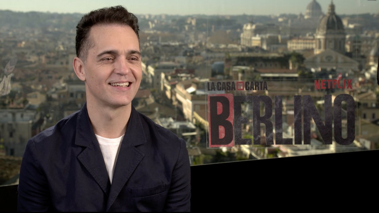 Berlino: Pedro Alonso pensa che il personaggio della serie Netflix sarebbe un cattivo della Marvel fantastico