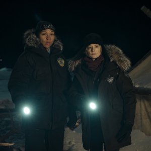 True Detective - Night Country: Jodie Foster e Kali Reis in un momento della serie