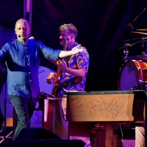 Checco Zalone sul palco. In attesa del nuovo film...