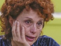 Beatrice Luzzi ha lasciato la Casa del Grande Fratello: Questa notte è morto il padre Paolo