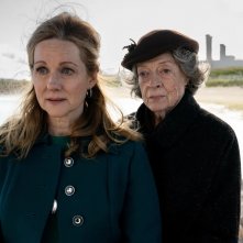 The Miracle Club:Laura Linney e Maggie Smith in una scena del film