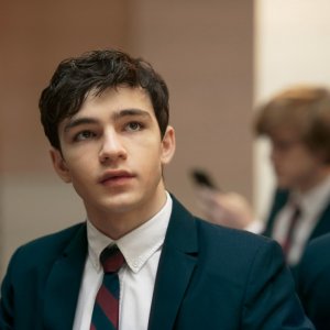 Wonder: White Bird - Bryce Gheisar in una scena del film