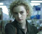 Wolf Man: Julia Garner nel cast del film horror