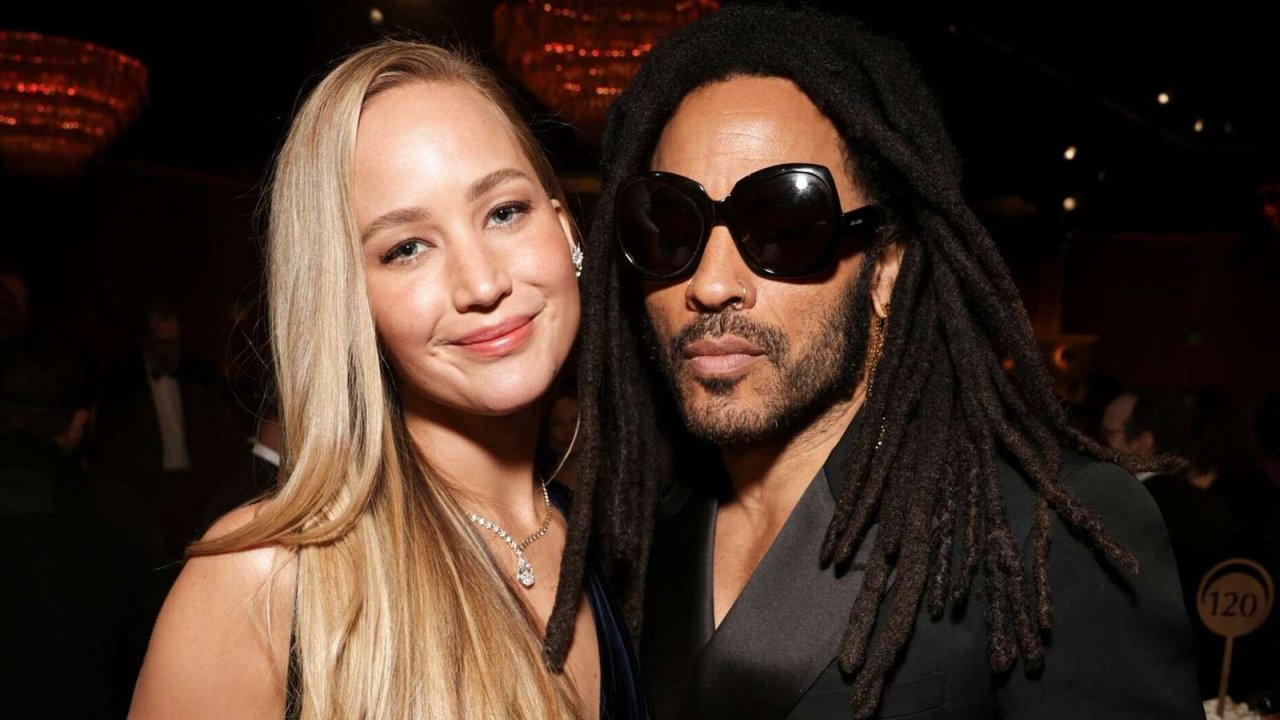 Golden Globe 2024: Jennifer Lawrence e Lenny Kravitz, la reunion oltre dieci anni dopo Hunger Games