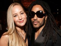 Golden Globe 2024: Jennifer Lawrence e Lenny Kravitz, la reunion oltre dieci anni dopo Hunger Games