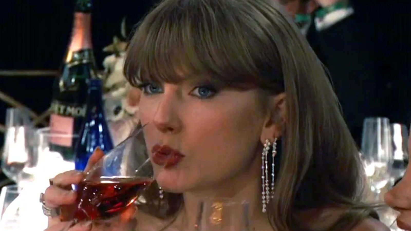 Jo Koy sulla reazione alla battuta su Taylor Swift ai Golden Globe 2024: 'Immagino fosse strana'