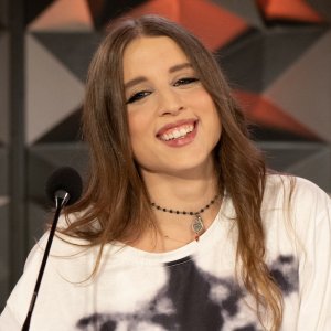 La Conferenza Stampa: un momento della puntata con Angelina Mango