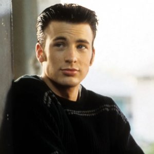 Chris Evans in una scena del film Non è un'altra stupida commedia americana