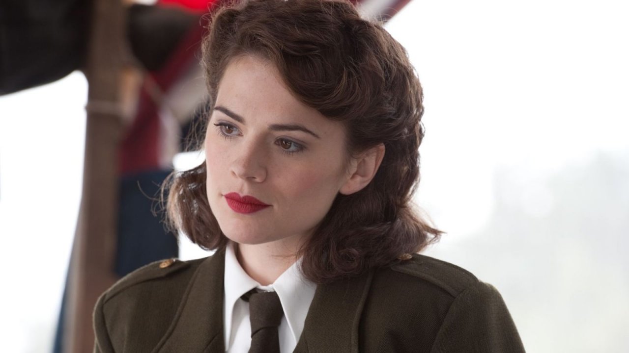 Captain America: i figli di Peggy Carter sono di Steve Rogers? Hayley Atwell commenta le teorie dei fan