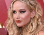 Jennifer Lawrence ricorda la cena di prova prima delle nozze: 'Ho detto a Robert De Niro di andarsene a casa'