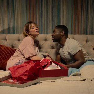 Gioco di ruolo: Kaley Cuoco, David Oyelowo in una scena del film