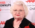 Inside Out 2: la 94enne June Squibb nel cast di doppiatori del sequel Pixar