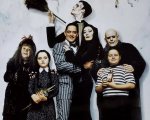 La famiglia Addams prima di Mercoledì: perché riscoprire i film in streaming