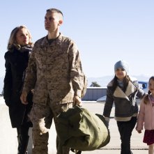 Tobey Maguire, Taylor Geare, Natalie Portman e Bailee Madison in una scena di Brothers