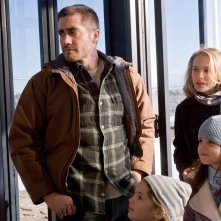 Jake Gyllenhaal, Taylor Geare, Natalie Portman e Bailee Madison in una scena di Brothers