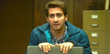 Jake Gyllenhaal in una scena del film Zodiac, diretto da David Fincher