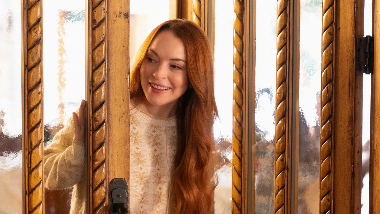 Lindsay Lohan e Kristin Chenoweth nel film natalizio Our Little Secret