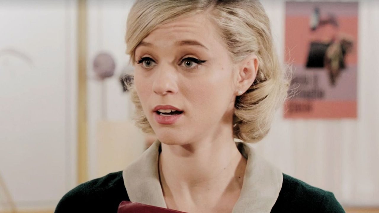 Il Paradiso delle signore 8 anticipazioni 24 gennaio: Leonardo approfitta della minigonna per avvicinare Irene