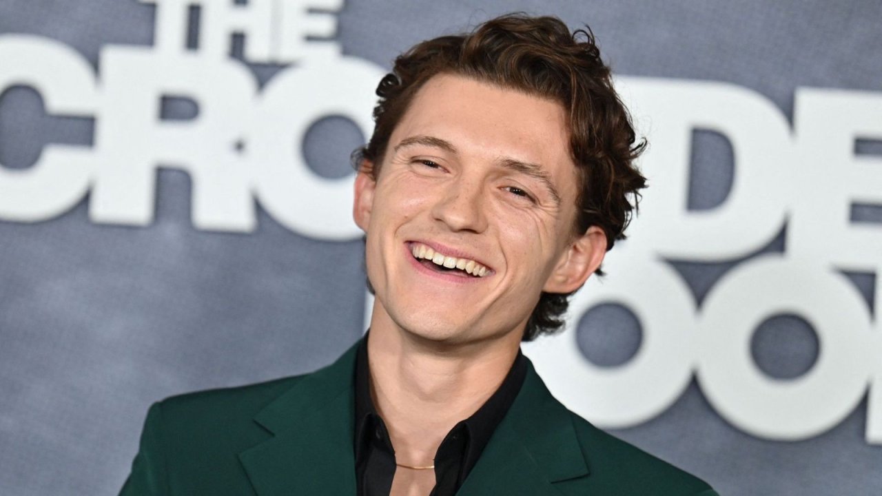 Tom Holland, il suo bonus per gli incassi Marvel è finito per sbaglio a Tom Hollander: 'Mai viste tante cifre'